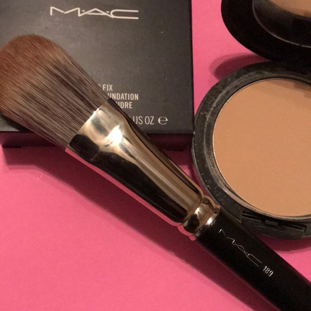 MAC Cosmetic Brush #189